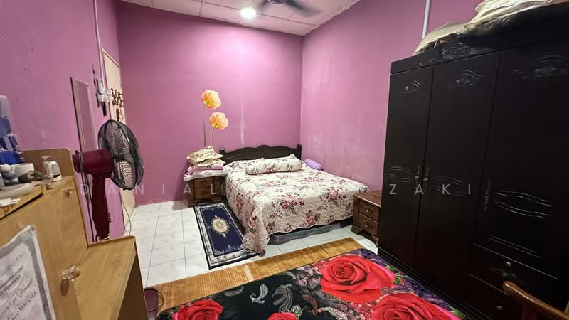 Bandar Puteri Jaya untuk Untuk Dijual - RM 315,000, Feb 2026 - Bedroom - PropertyGuru.com.my