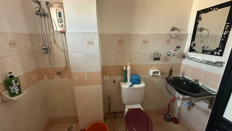 Bandar Puteri Jaya untuk Untuk Dijual - RM 315,000, Feb 2026 - Bathroom - PropertyGuru.com.my