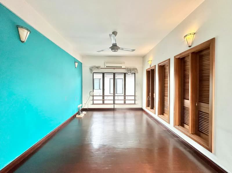 Bungalow for Sale in Seri Kembangan (Selangor) - Eda Zainal - Living Room - PropertyGuru.com.my