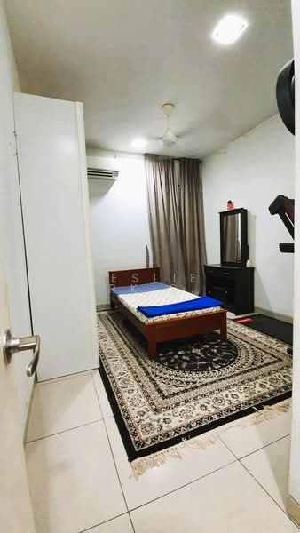 Terraced House for Rent in Alam Impian (Shah Alam) - Leslie Mark Sta Maria - Bedroom - PropertyGuru.com.my