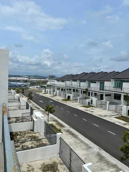 2-storey Terraced House for Sale in Taman Scientex Rawang (Rawang) - May Liong - Exterior - PropertyGuru.com.my