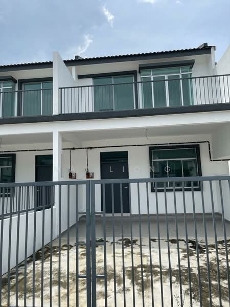2-storey Terraced House for Sale in Taman Scientex Rawang (Rawang) - May Liong - Exterior - PropertyGuru.com.my