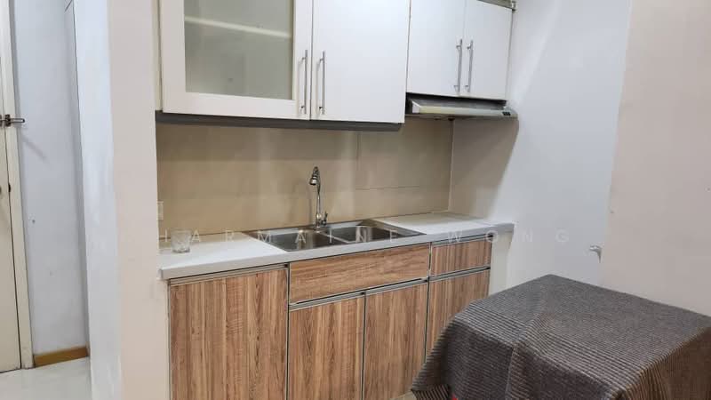 Service Residence for Rent at Parkview Service Apartment - Charmaine Wong - Kitchen - PropertyGuru.com.my