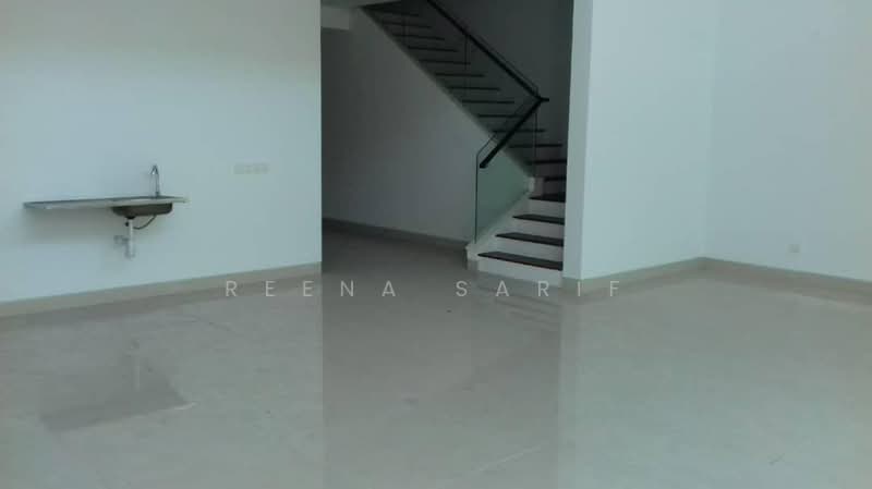 3-storey Terraced House for Sale in Shah Alam (Selangor) - Reena Sarif - PropertyGuru.com.my