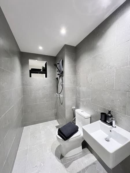 Service Residence for Sale at The Asteriaz - Yik Tat - PropertyGuru.com.my