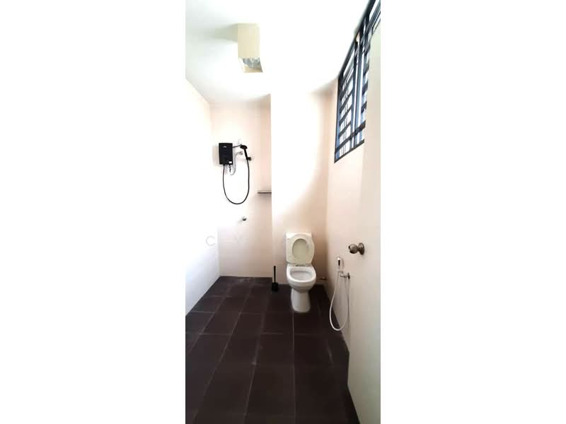 2.5-storey Terraced House for Rent in Butterworth (Penang) - CY Tan - Bathroom - PropertyGuru.com.my