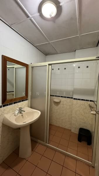 Condominium for Sale at Mont Kiara Sophia - Kent Tee - Bathroom - PropertyGuru.com.my