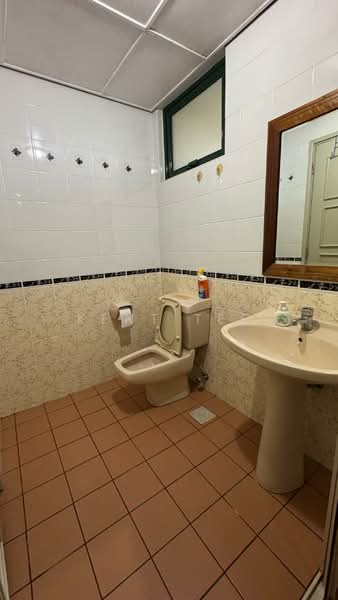 Condominium for Sale at Mont Kiara Sophia - Kent Tee - Bathroom - PropertyGuru.com.my