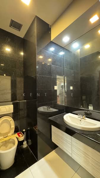 Bungalow for Sale in Seksyen U1 (Glenmarie) - Kent Tee - Bathroom - PropertyGuru.com.my