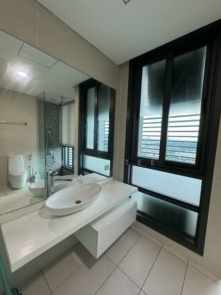 Service Residence for Rent at Vogue Suites One - Kent Tee - Bathroom - PropertyGuru.com.my