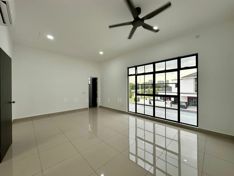 2-storey Terraced House for Rent in Iskandar Puteri (Nusajaya) (Johor) - Braden Tan - Master Room - PropertyGuru.com.my