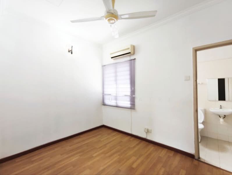 2-storey Terraced House for Sale in Taman Pinggiran Usj (Subang Jaya) - Tengku Zairi - Interior - PropertyGuru.com.my