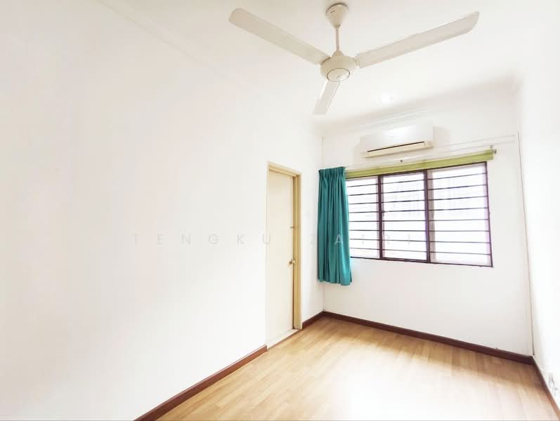 2-storey Terraced House for Sale in Taman Pinggiran Usj (Subang Jaya) - Tengku Zairi - Interior - PropertyGuru.com.my