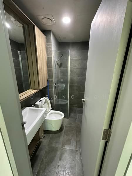 Suasana @ Utropolis untuk Untuk Disewa - RM 1,300 /bulan, Feb 2026 - Bathroom - PropertyGuru.com.my