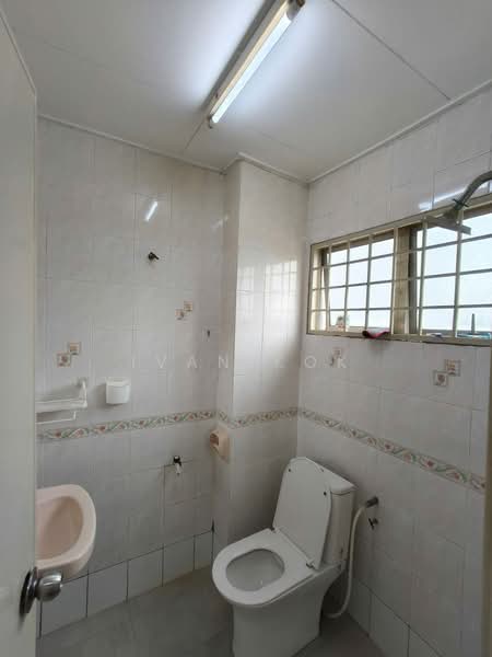 2-storey Terraced House for Rent in Taman TTDI Jaya (Shah Alam) - Ivan Kok - Bathroom - PropertyGuru.com.my