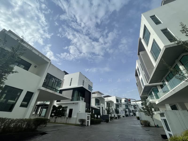 Beverly Heights untuk Untuk Dijual - RM 4,900,000, Mac 2026 - Exterior - PropertyGuru.com.my
