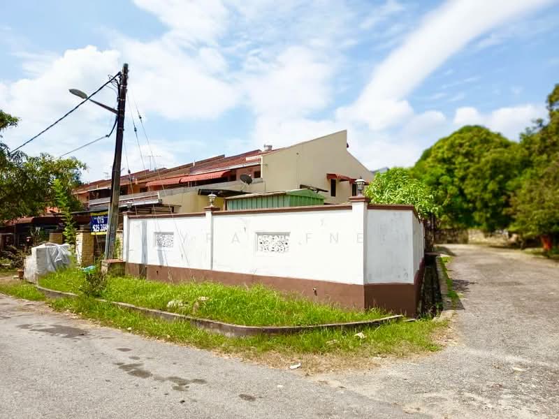 Double Storey Seksyen 4 Bandar Baru Bangi untuk Untuk Dijual - RM 765,000, Feb 2026 - Exterior - PropertyGuru.com.my