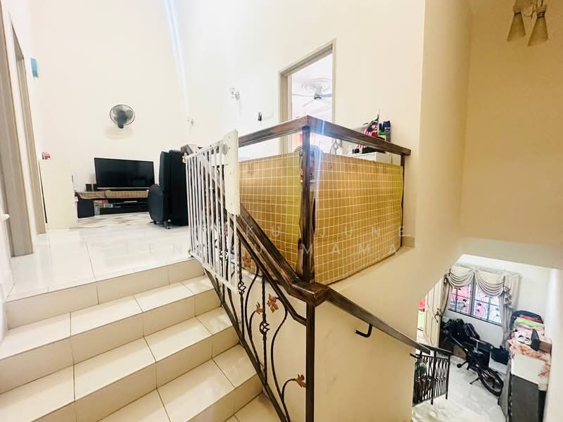 Double Storey Seksyen 7 Bandar Baru Bangi untuk Untuk Dijual - RM 650,000, Apr 2026 - Living Room - PropertyGuru.com.my