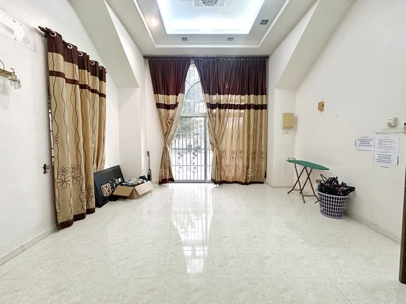 Semi-Detached House for Sale in Taman Desa Bestari (Sepang) - Arif MS - PropertyGuru.com.my