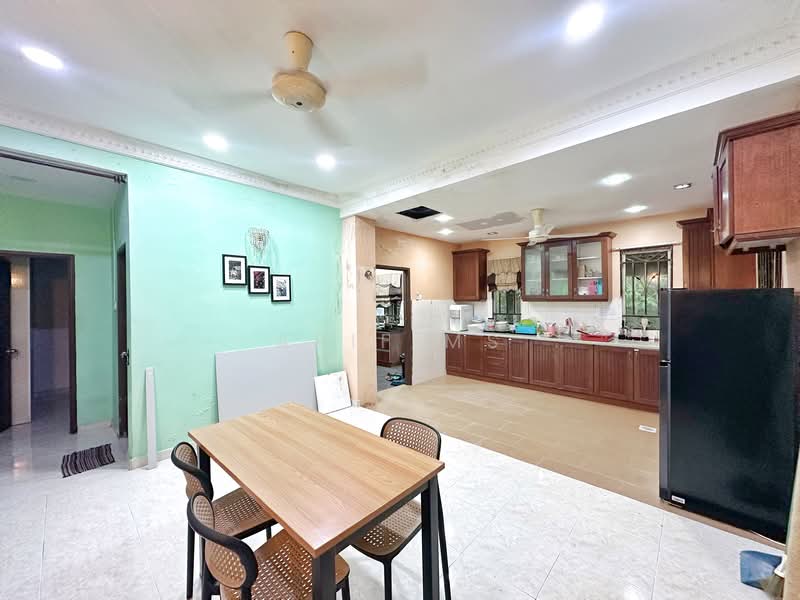 Semi-Detached House for Sale in Taman Desa Bestari (Sepang) - Arif MS - PropertyGuru.com.my