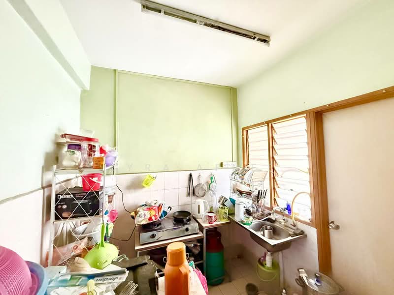2-storey Terraced House for Sale in Bandar Baru Bangi (Selangor) - Kyra Afnee - Kitchen - PropertyGuru.com.my
