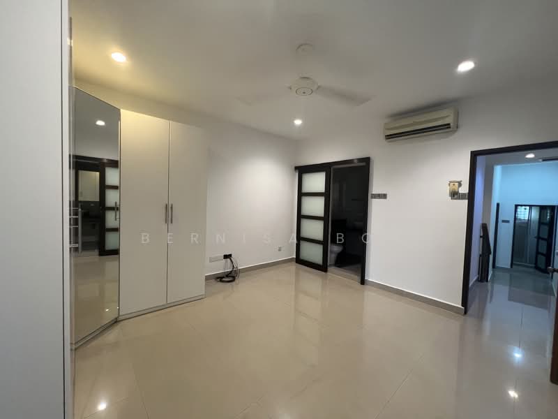 SS2 untuk Untuk Disewa - RM 4,000 /bulan, Feb 2026 - Bedroom - PropertyGuru.com.my