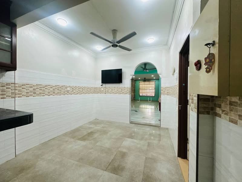 2-storey Terraced House for Sale in Bandar Baru Bangi (Selangor) - Tengku June Tengku Mamat - Interior - PropertyGuru.com.my