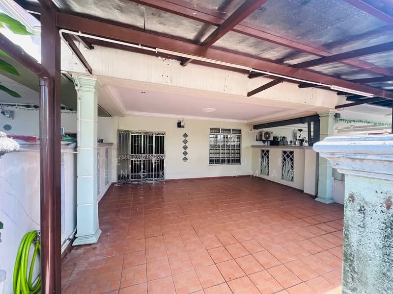 2-storey Terraced House for Sale in Bandar Baru Bangi (Selangor) - Tengku June Tengku Mamat - Exterior - PropertyGuru.com.my
