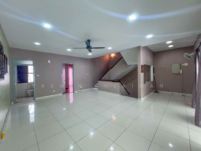3-storey Terraced House for Sale in Alam Damai (Cheras) - Yasmin Sulaiman - Living Room - PropertyGuru.com.my
