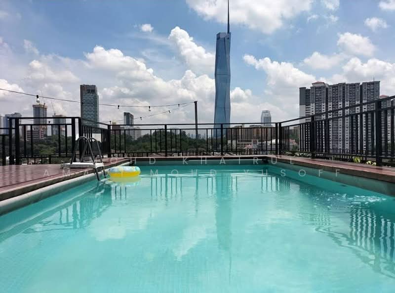 Hotel / Resort for Sale in Kampung Loke Yew (Setapak) - Mohd Khairul Amadi Mohd Yusoff - Pool - PropertyGuru.com.my