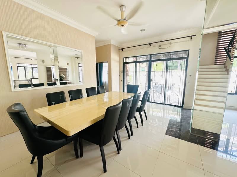 SemiD 2.5 Storey Puncak Bangi Seksyen 6 Bandar Baru Bangi untuk Untuk Dijual - RM 1,650,000, Mac 2026 - Dining Room - PropertyGuru.com.my