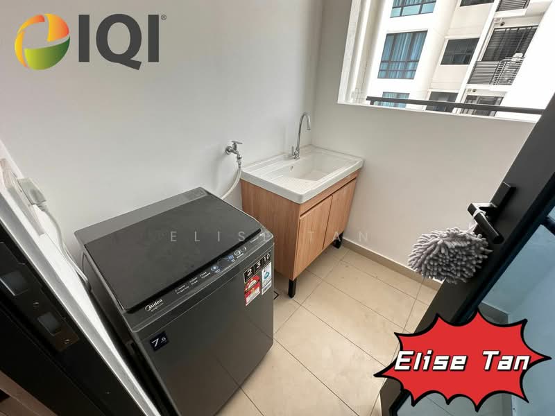 Queens Residences Q2 @ Queens Waterfront untuk Untuk Disewa - RM 4,000 /bulan, Apr 2026 - Balcony - PropertyGuru.com.my