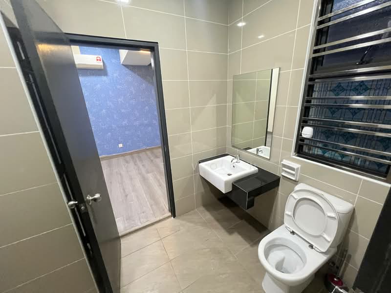 Glenmarie Johor untuk Untuk Dijual - RM 990,000, Mac 2026 - Bathroom - PropertyGuru.com.my
