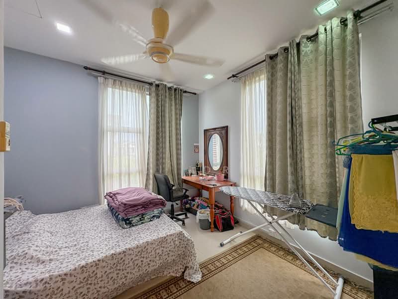 Bandar Baru Enstek, Nilai untuk Untuk Dijual - RM 1,800,000, Mac 2026 - Bedroom - PropertyGuru.com.my