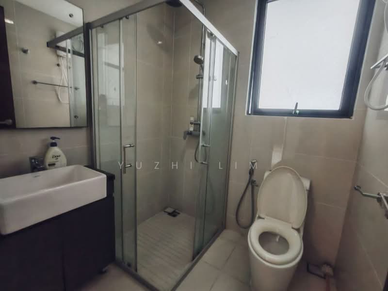 Condominium for Rent at Amberside @ Country Garden Danga Bay - Yuzhi Lim - Bathroom - PropertyGuru.com.my