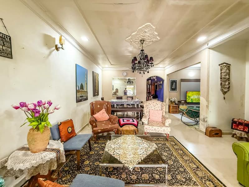 Taman Satria untuk Untuk Dijual - RM 445,000, Feb 2026 - Living Room - PropertyGuru.com.my