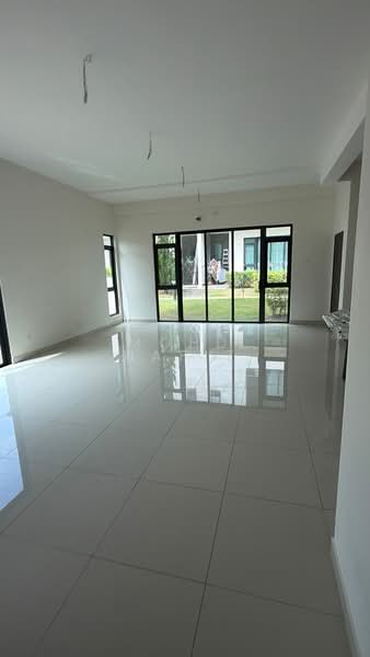 2-storey Terraced House for Sale in Semenyih (Selangor) - Mohd Hafiz - Living Room - PropertyGuru.com.my