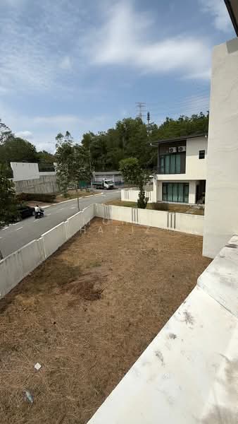 2-storey Terraced House for Sale in Semenyih (Selangor) - Mohd Hafiz - Exterior - PropertyGuru.com.my