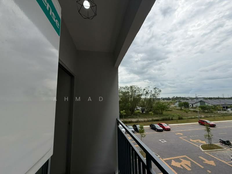 Apartment for Rent at Idaman Melur @ Cybersouth - Ahmad Khairi - Balcony - PropertyGuru.com.my