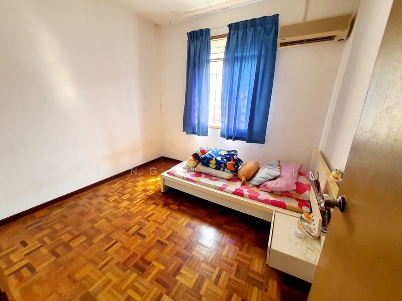 Terraced House for Sale in Seri Kembangan (Selangor) - Tengku Zairi - Bedroom - PropertyGuru.com.my