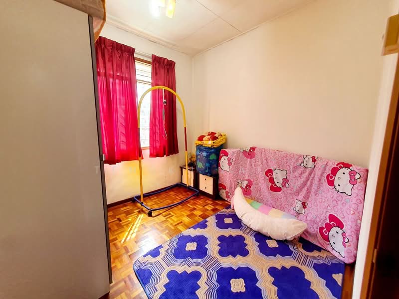 Terraced House for Sale in Seri Kembangan (Selangor) - Tengku Zairi - Bedroom - PropertyGuru.com.my