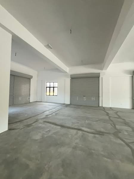 Shop / Office for Rent in Ijok (Selangor) - Rohana Ishak - Interior - PropertyGuru.com.my