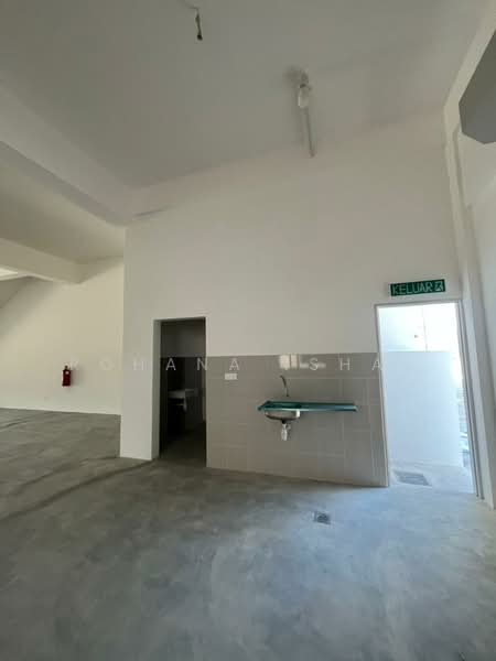 Shop / Office for Rent in Ijok (Selangor) - Rohana Ishak - Interior - PropertyGuru.com.my