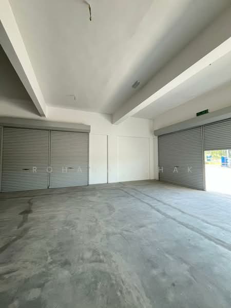 Shop / Office for Rent in Ijok (Selangor) - Rohana Ishak - Interior - PropertyGuru.com.my