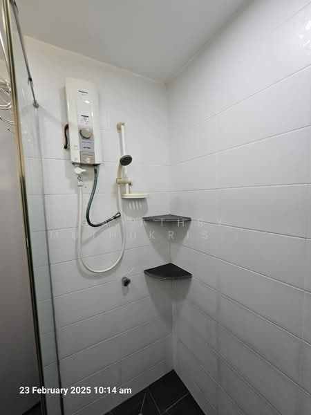 Condominium for Rent at Pantai Panorama Condominiums - Gayathry Muthukrishnan - Bathroom - PropertyGuru.com.my