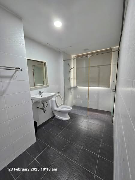 Condominium for Rent at Pantai Panorama Condominiums - Gayathry Muthukrishnan - Bathroom - PropertyGuru.com.my