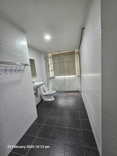 Condominium for Rent at Pantai Panorama Condominiums - Gayathry Muthukrishnan - Bathroom - PropertyGuru.com.my