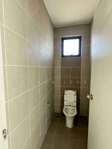 Shop / Office for Rent in Ijok (Selangor) - Rohana Ishak - Bathroom - PropertyGuru.com.my