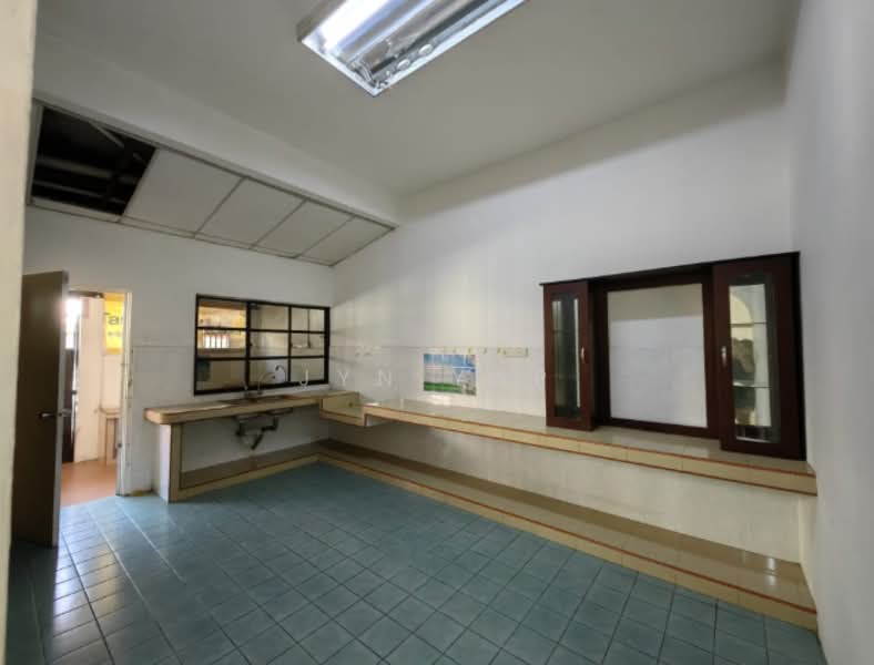 Rumah Teres 2 Tingkat untuk Dijual di Bukit Setongkol (Kuantan) - Jyn Yap - Kitchen - PropertyGuru.com.my