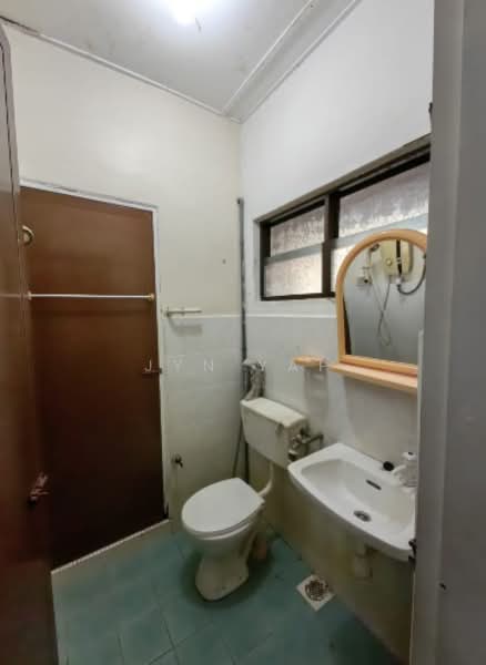 Rumah Teres 2 Tingkat untuk Dijual di Bukit Setongkol (Kuantan) - Jyn Yap - Bathroom - PropertyGuru.com.my
